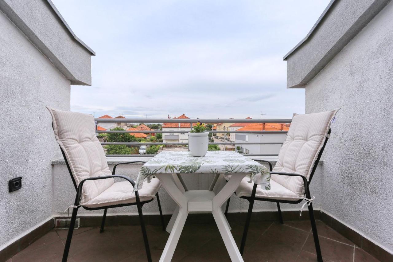 Elena Apartament *