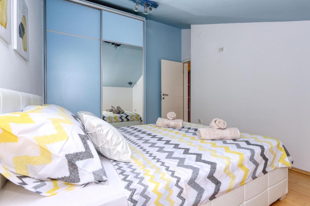 Apartament Elena *